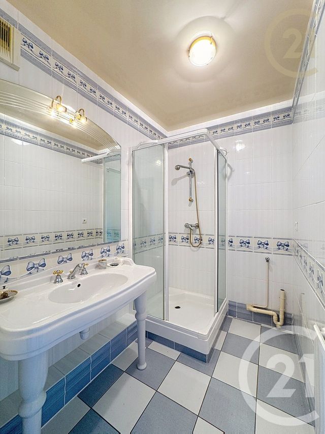 Appartement F4 à vendre - 4 pièces - 108.68 m2 - ST FARGEAU PONTHIERRY - 77 - ILE-DE-FRANCE - Century 21 Domaine Du Parc