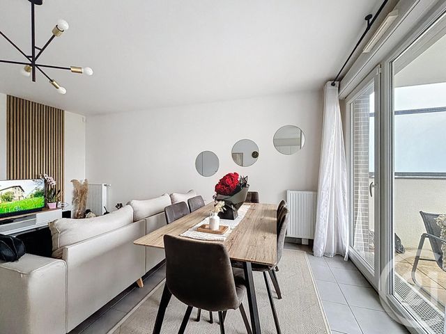 Appartement F3 à louer - 3 pièces - 69.95 m2 - ST FARGEAU PONTHIERRY - 77 - ILE-DE-FRANCE - Century 21 Domaine Du Parc