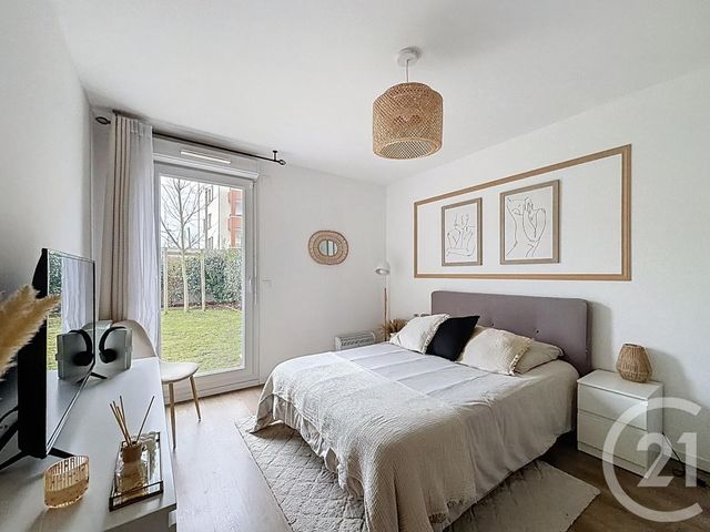 Appartement F3 à louer - 3 pièces - 69.95 m2 - ST FARGEAU PONTHIERRY - 77 - ILE-DE-FRANCE - Century 21 Domaine Du Parc