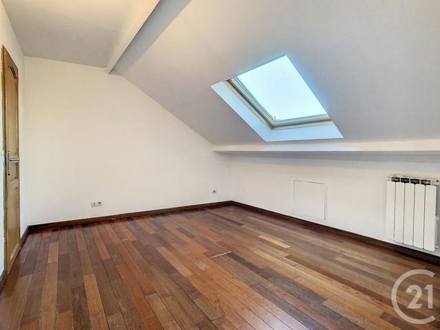 Appartement F2 à louer - 2 pièces - 40.02 m2 - PRINGY - 77 - ILE-DE-FRANCE - Century 21 Domaine Du Parc