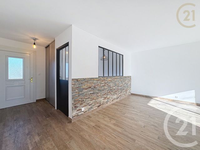 maison à vendre - 5 pièces - 93.81 m2 - ST SAUVEUR SUR ECOLE - 77 - ILE-DE-FRANCE - Century 21 Domaine Du Parc