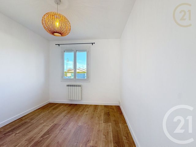 maison à vendre - 5 pièces - 93.81 m2 - ST SAUVEUR SUR ECOLE - 77 - ILE-DE-FRANCE - Century 21 Domaine Du Parc