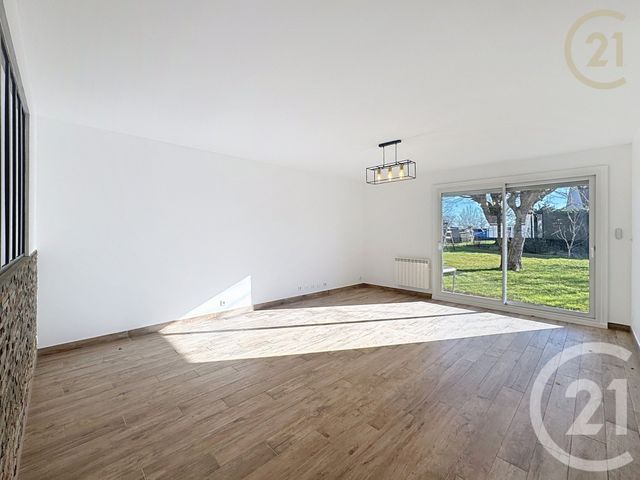 maison à vendre - 5 pièces - 93.81 m2 - ST SAUVEUR SUR ECOLE - 77 - ILE-DE-FRANCE - Century 21 Domaine Du Parc