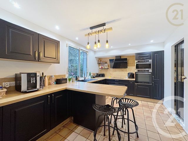 maison à vendre - 8 pièces - 199.6 m2 - ARBONNE LA FORET - 77 - ILE-DE-FRANCE - Century 21 Domaine Du Parc