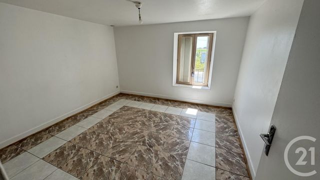 Appartement F3 à louer - 3 pièces - 53.21 m2 - GRANDPUITS BAILLY CARROIS - 77 - ILE-DE-FRANCE - Century 21 Domaine Du Parc