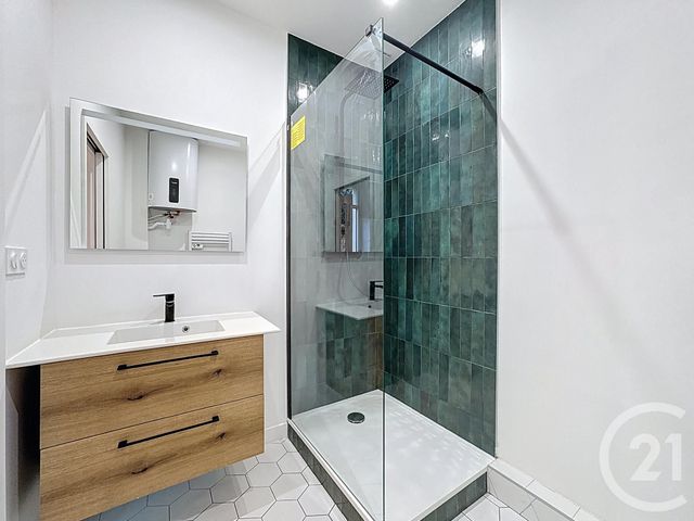 Appartement Studio à louer - 1 pièce - 26.23 m2 - MELUN - 77 - ILE-DE-FRANCE - Century 21 Domaine Du Parc