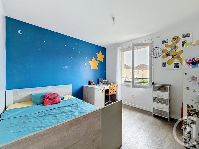 maison à louer - 5 pièces - 91.05 m2 - PRINGY - 77 - ILE-DE-FRANCE - Century 21 Domaine Du Parc