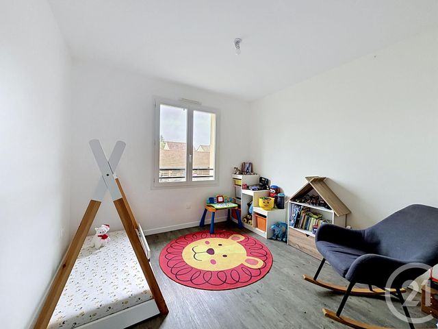 maison à louer - 5 pièces - 91.05 m2 - PRINGY - 77 - ILE-DE-FRANCE - Century 21 Domaine Du Parc