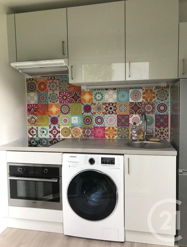 Appartement F1 à louer - 1 pièce - 33.76 m2 - AVON - 77 - ILE-DE-FRANCE - Century 21 Domaine Du Parc