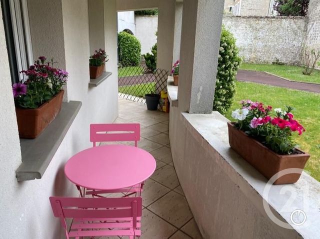 Appartement F1 à louer - 1 pièce - 33.76 m2 - AVON - 77 - ILE-DE-FRANCE - Century 21 Domaine Du Parc