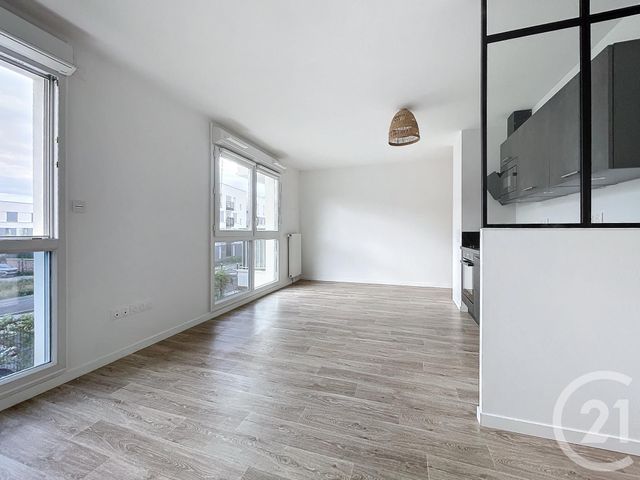 Appartement Studio à louer - 1 pièce - 33.25 m2 - MELUN - 77 - ILE-DE-FRANCE - Century 21 Domaine Du Parc