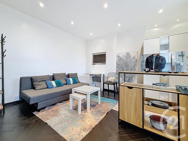 Appartement Studio à louer - 1 pièce - 17.56 m2 - MELUN - 77 - ILE-DE-FRANCE - Century 21 Domaine Du Parc