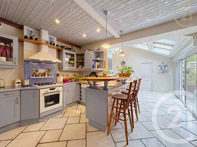 maison à vendre - 7 pièces - 151.0 m2 - PRINGY - 77 - ILE-DE-FRANCE - Century 21 Domaine Du Parc