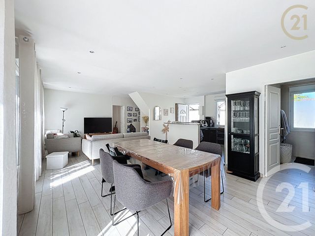 maison à vendre - 5 pièces - 87.0 m2 - ST FARGEAU PONTHIERRY - 77 - ILE-DE-FRANCE - Century 21 Domaine Du Parc