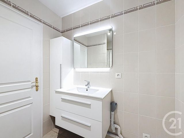 Appartement F1 à louer - 1 pièce - 22.46 m2 - SOISY SUR ECOLE - 91 - ILE-DE-FRANCE - Century 21 Domaine Du Parc