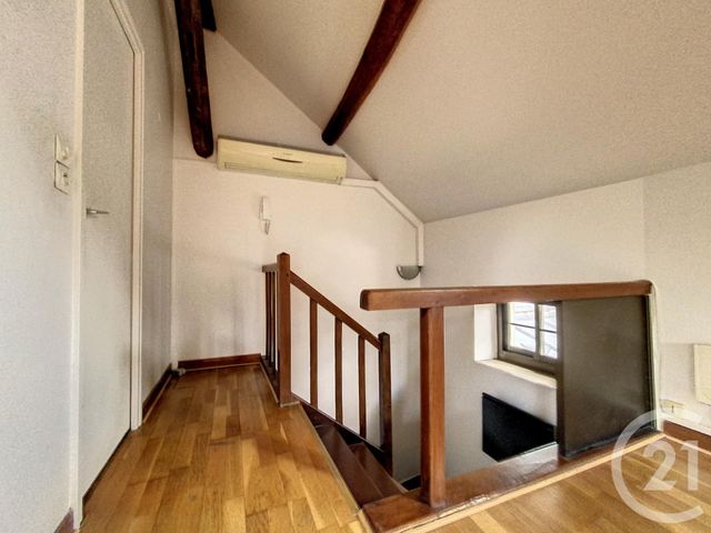 Appartement F1 à louer - 1 pièce - 24.92 m2 - MELUN - 77 - ILE-DE-FRANCE - Century 21 Domaine Du Parc