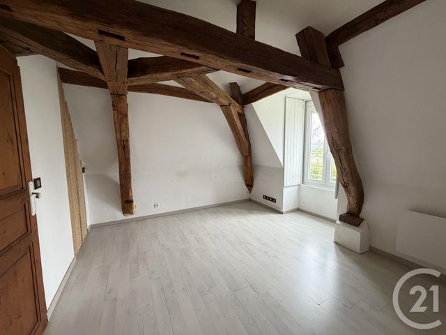 maison à louer - 5 pièces - 91.52 m2 - CRISENOY - 77 - ILE-DE-FRANCE - Century 21 Domaine Du Parc