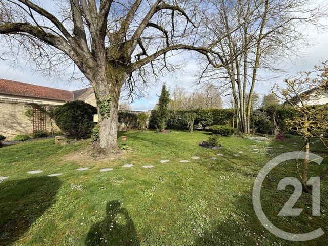 maison à louer - 5 pièces - 91.52 m2 - CRISENOY - 77 - ILE-DE-FRANCE - Century 21 Domaine Du Parc