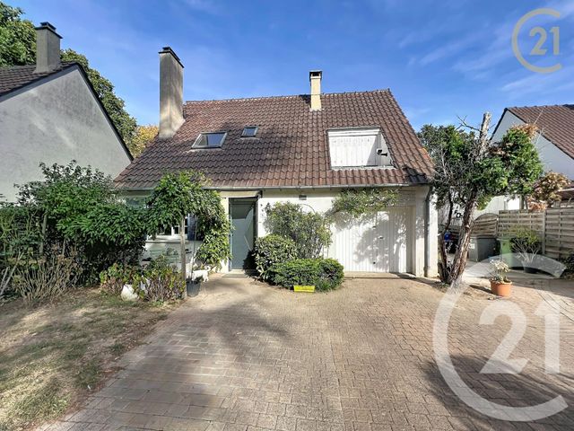 maison à vendre - 6 pièces - 102.53 m2 - ST FARGEAU PONTHIERRY - 77 - ILE-DE-FRANCE - Century 21 Domaine Du Parc