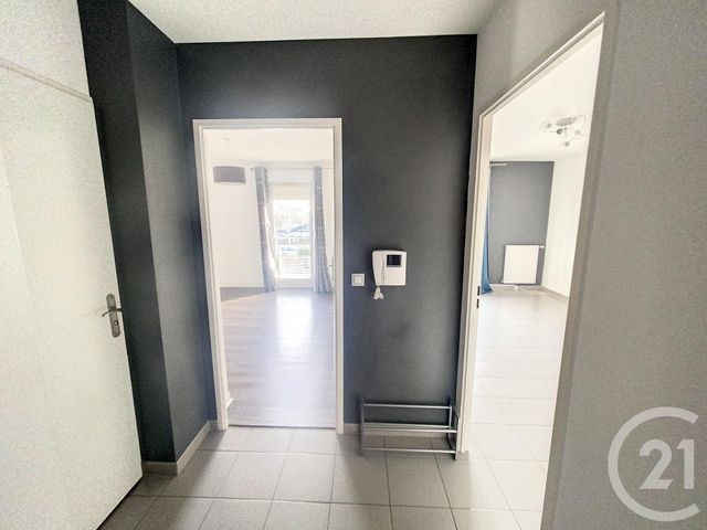 Appartement F2 à louer - 2 pièces - 43.35 m2 - ST PIERRE DU PERRAY - 91 - ILE-DE-FRANCE - Century 21 Domaine Du Parc