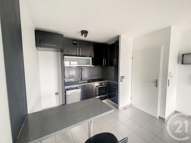 Appartement F2 à louer - 2 pièces - 43.35 m2 - ST PIERRE DU PERRAY - 91 - ILE-DE-FRANCE - Century 21 Domaine Du Parc