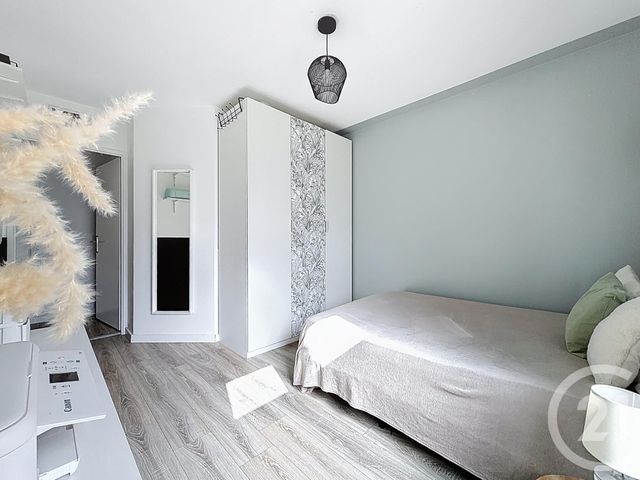 Appartement F3 à louer - 3 pièces - 62.04 m2 - CORBEIL ESSONNES - 91 - ILE-DE-FRANCE - Century 21 Domaine Du Parc