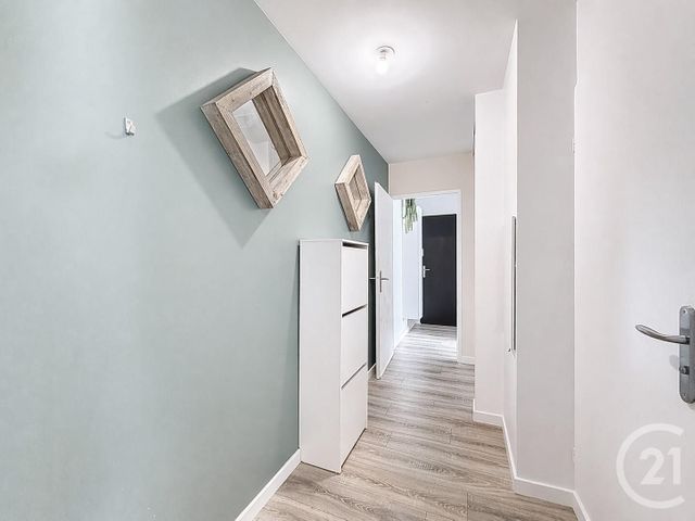 Appartement F3 à louer - 3 pièces - 62.04 m2 - CORBEIL ESSONNES - 91 - ILE-DE-FRANCE - Century 21 Domaine Du Parc