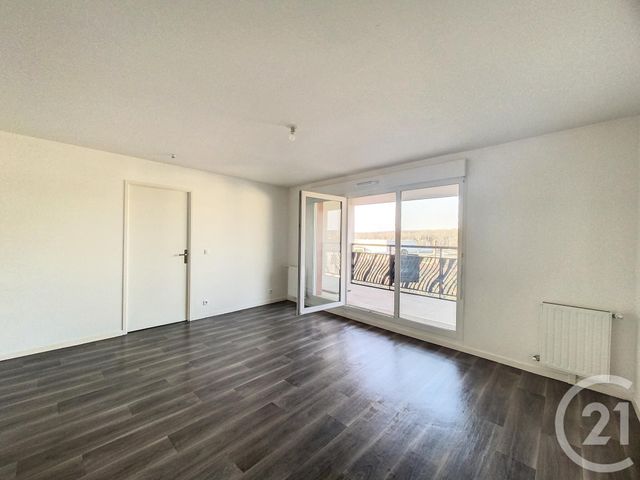 Appartement F2 à vendre - 2 pièces - 44.65 m2 - ST FARGEAU PONTHIERRY - 77 - ILE-DE-FRANCE - Century 21 Domaine Du Parc
