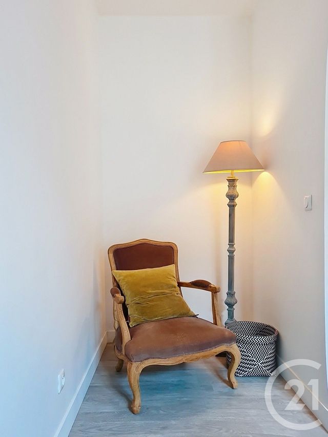Appartement T2 à vendre - 2 pièces - 42.75 m2 - BOIS LE ROI - 77 - ILE-DE-FRANCE - Century 21 Domaine Du Parc