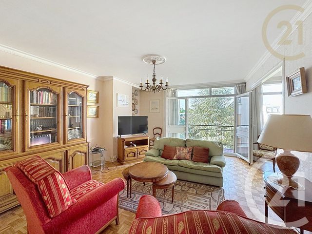 Appartement F5 à vendre - 5 pièces - 105.24 m2 - ST FARGEAU PONTHIERRY - 77 - ILE-DE-FRANCE - Century 21 Domaine Du Parc