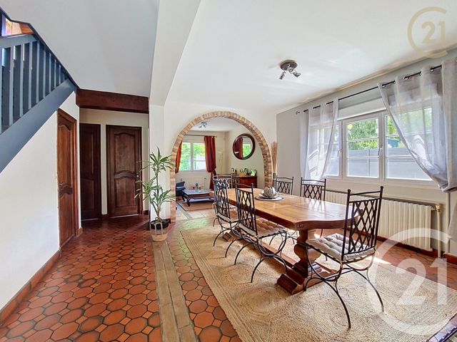 maison à vendre - 8 pièces - 177.0 m2 - PERTHES - 77 - ILE-DE-FRANCE - Century 21 Domaine Du Parc