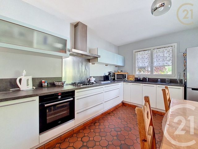 maison à vendre - 8 pièces - 177.0 m2 - PERTHES - 77 - ILE-DE-FRANCE - Century 21 Domaine Du Parc