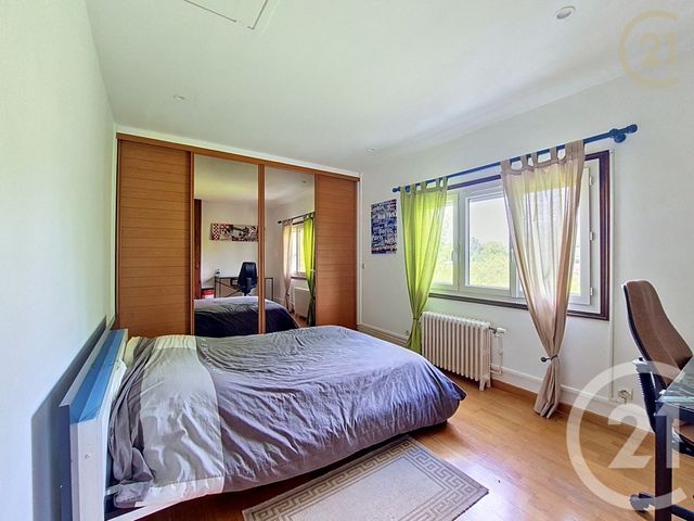 maison à vendre - 8 pièces - 177.0 m2 - PERTHES - 77 - ILE-DE-FRANCE - Century 21 Domaine Du Parc