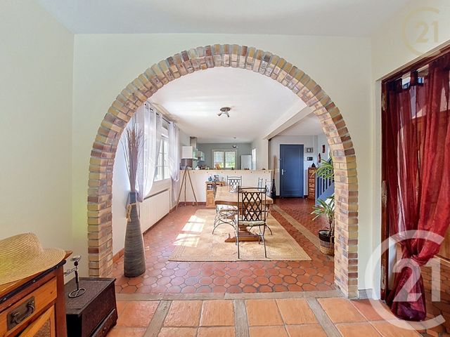 maison à vendre - 8 pièces - 177.0 m2 - PERTHES - 77 - ILE-DE-FRANCE - Century 21 Domaine Du Parc