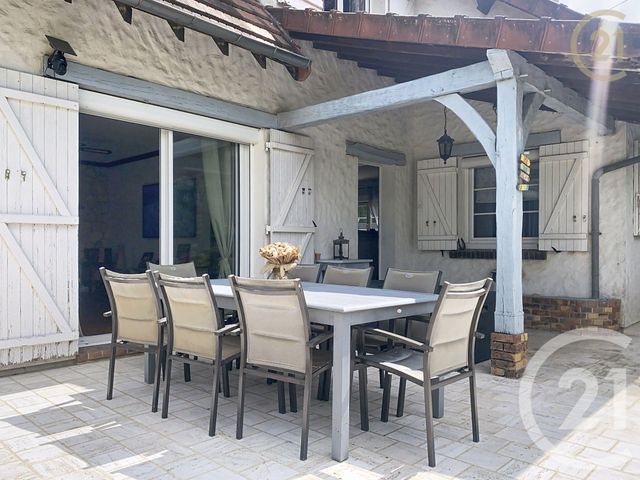 maison à vendre - 8 pièces - 177.0 m2 - PERTHES - 77 - ILE-DE-FRANCE - Century 21 Domaine Du Parc