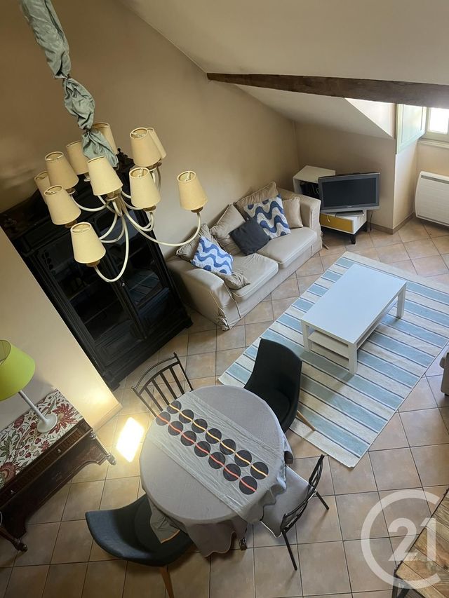 Appartement F2 bis à louer - 2 pièces - 40.1 m2 - MELUN - 77 - ILE-DE-FRANCE - Century 21 Domaine Du Parc