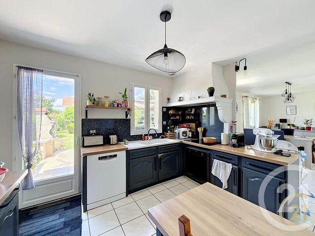 maison à vendre - 7 pièces - 120.0 m2 - ST FARGEAU PONTHIERRY - 77 - ILE-DE-FRANCE - Century 21 Domaine Du Parc