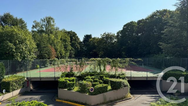 Appartement F5 à louer - 5 pièces - 99.24 m2 - VAUX LE PENIL - 77 - ILE-DE-FRANCE - Century 21 Domaine Du Parc