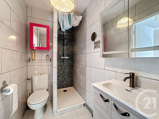 Appartement F2 à louer - 2 pièces - 47.3 m2 - ST FARGEAU PONTHIERRY - 77 - ILE-DE-FRANCE - Century 21 Domaine Du Parc