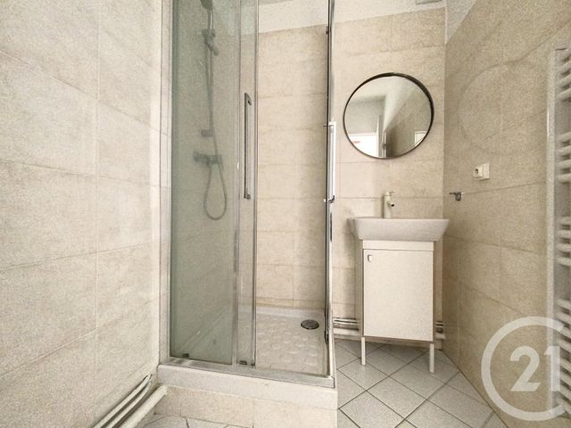 Appartement F1 à louer - 1 pièce - 21.95 m2 - ST FARGEAU PONTHIERRY - 77 - ILE-DE-FRANCE - Century 21 Domaine Du Parc