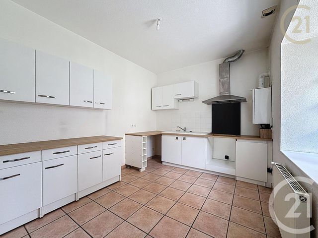 Appartement F4 à louer - 4 pièces - 92.05 m2 - BOISSISE LE ROI - 77 - ILE-DE-FRANCE - Century 21 Domaine Du Parc