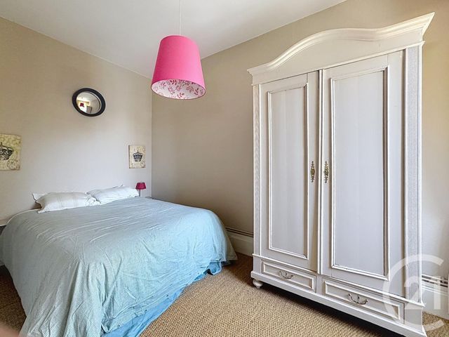 Appartement F2 à louer - 2 pièces - 56.75 m2 - MELUN - 77 - ILE-DE-FRANCE - Century 21 Domaine Du Parc