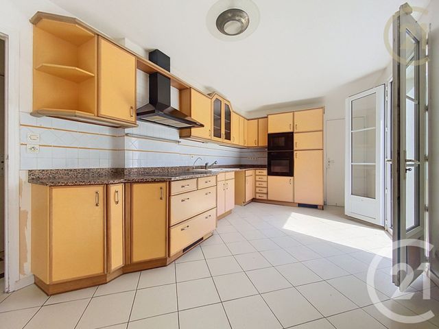 maison à vendre - 10 pièces - 190.0 m2 - CHAILLY EN BIERE - 77 - ILE-DE-FRANCE - Century 21 Domaine Du Parc