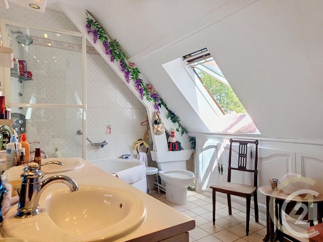 maison à vendre - 6 pièces - 157.72 m2 - ST FARGEAU PONTHIERRY - 77 - ILE-DE-FRANCE - Century 21 Domaine Du Parc