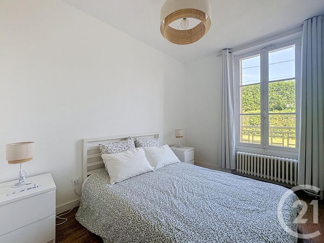 maison à louer - 8 pièces - 152.16 m2 - ST FARGEAU PONTHIERRY - 77 - ILE-DE-FRANCE - Century 21 Domaine Du Parc