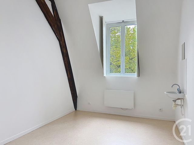 Appartement F3 à louer - 3 pièces - 70.21 m2 - CRISENOY - 77 - ILE-DE-FRANCE - Century 21 Domaine Du Parc