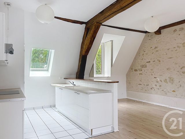 Appartement F3 à louer - 3 pièces - 70.21 m2 - CRISENOY - 77 - ILE-DE-FRANCE - Century 21 Domaine Du Parc