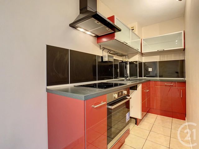 Appartement F2 à louer - 2 pièces - 35.3 m2 - ST FARGEAU PONTHIERRY - 77 - ILE-DE-FRANCE - Century 21 Domaine Du Parc