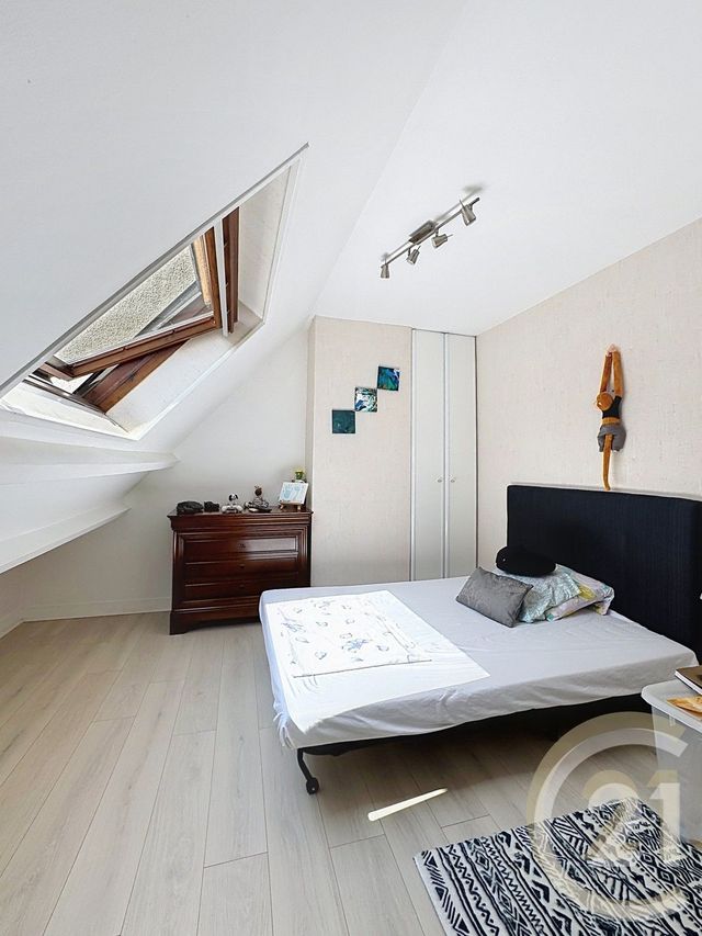 maison à vendre - 8 pièces - 209.0 m2 - ST FARGEAU PONTHIERRY - 77 - ILE-DE-FRANCE - Century 21 Domaine Du Parc