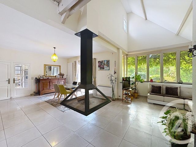 maison à vendre - 8 pièces - 209.0 m2 - ST FARGEAU PONTHIERRY - 77 - ILE-DE-FRANCE - Century 21 Domaine Du Parc